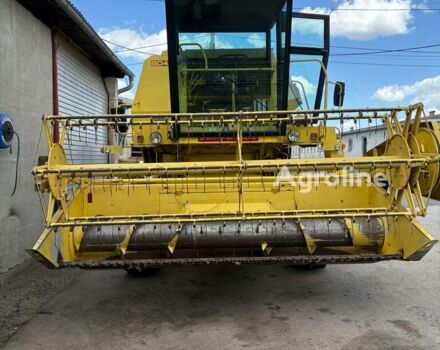 Нью Холланд 8040 1991 у Ужгороді на Automoto.ua Нью Холланд 8040, об'ємом двигуна 0 л та пробігом 0 тис. км за 27991 $, фото 4 на Automoto.ua