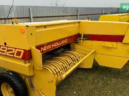 Нью Холланд 920 2000 в Бродах на Automoto.ua Нью Холланд 920, объемом двигателя 0 л и пробегом 0 тыс. км за 4250 $, фото 1 на Automoto.ua