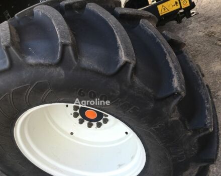 Желтый Нью Холланд ЦР, объемом двигателя 0 л и пробегом 0 тыс. км за 194343 $, фото 5 на Automoto.ua