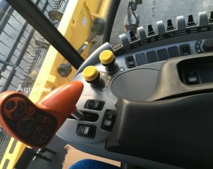 Желтый Нью Холланд ЦР, объемом двигателя 0 л и пробегом 0 тыс. км за 194343 $, фото 22 на Automoto.ua