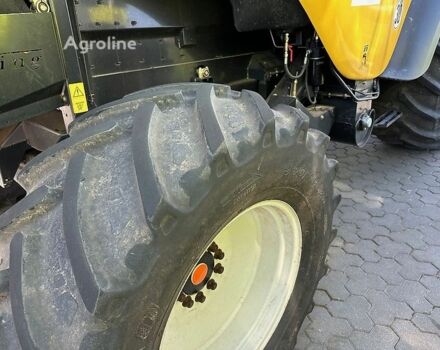 Нью Холланд CX 8060 2008 в Полтаве на Automoto.ua Нью Холланд CX 8060, объемом двигателя 0 л и пробегом 0 тыс. км за 98641 $, фото 6 на Automoto.ua