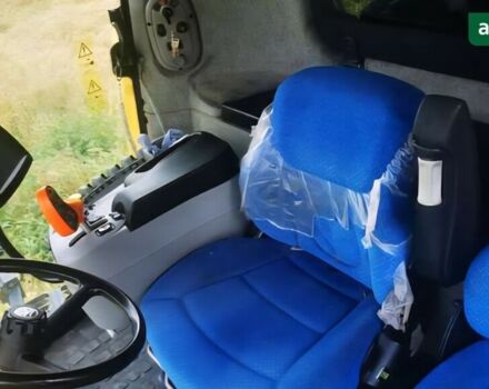 Нью Холланд CX 8080 2012 в Белой Церкве на Automoto.ua Нью Холланд CX 8080, объемом двигателя 0 л и пробегом 0 тыс. км за 134153 $, фото 13 на Automoto.ua