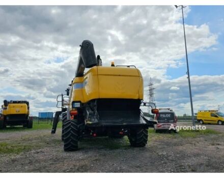 Жовтий Нью Холланд CX 8090, об'ємом двигуна 0 л та пробігом 0 тис. км за 124633 $, фото 7 на Automoto.ua