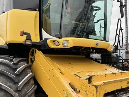 Нью Холланд CX860 2006 в Хмельницком на Automoto.ua Желтый Нью Холланд CX860, объемом двигателя 0 л и пробегом 0 тыс. км за 46333 $, фото 1 на Automoto.ua
