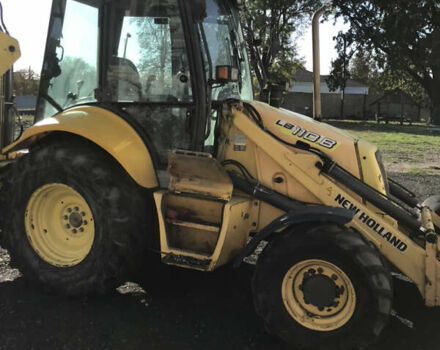 Желтый Нью Холланд ЛБ, объемом двигателя 4.5 л и пробегом 1 тыс. км за 35000 $, фото 4 на Automoto.ua