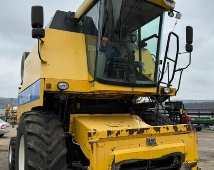 Желтый Нью Холланд TC 5080, объемом двигателя 6.7 л и пробегом 10 тыс. км за 60000 $, фото 14 на Automoto.ua