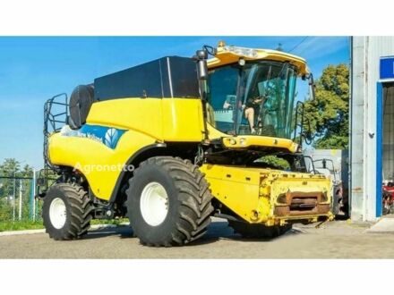 Желтый Нью Холланд CR 9060, объемом двигателя 0 л и пробегом 0 тыс. км за 73446 $, фото 1 на Automoto.ua