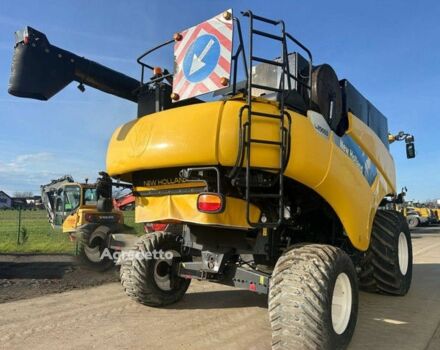 Жовтий Нью Холланд CR 9060, об'ємом двигуна 0 л та пробігом 0 тис. км за 68799 $, фото 6 на Automoto.ua