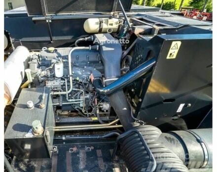 Желтый Нью Холланд CR 9060, объемом двигателя 0 л и пробегом 0 тыс. км за 73446 $, фото 7 на Automoto.ua