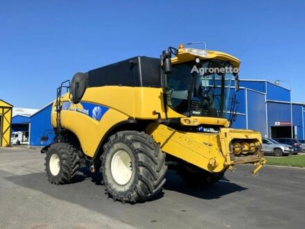 Нью Холланд CX8090 2011 в Звенигородка на Automoto.ua Желтый Нью Холланд CX8090, объемом двигателя 0 л и пробегом 0 тыс. км за 113480 $, фото 1 на Automoto.ua