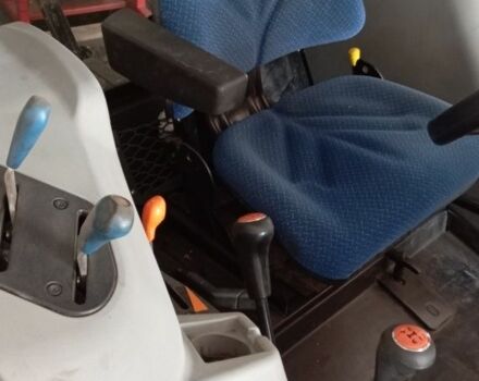 Нью Холланд Другая, объемом двигателя 3.91 л и пробегом 2 тыс. км за 31531 $, фото 10 на Automoto.ua