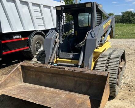 Нью Холланд E 215B, об'ємом двигуна 2.3 л та пробігом 3 тис. км за 25000 $, фото 1 на Automoto.ua