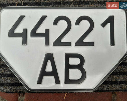 Желтый Нью Холланд LB115 4PS, объемом двигателя 3.2 л и пробегом 1 тыс. км за 17000 $, фото 7 на Automoto.ua