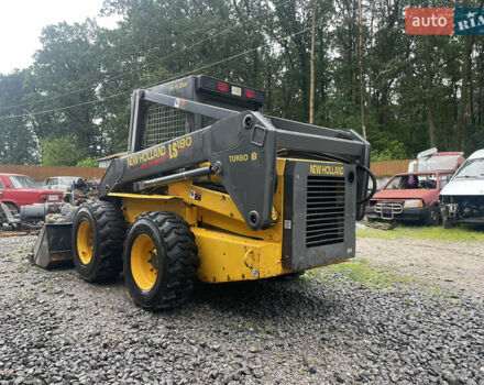 Желтый Нью Холланд LB115 4PS, объемом двигателя 3.2 л и пробегом 1 тыс. км за 17000 $, фото 5 на Automoto.ua