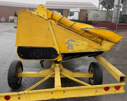 Желтый Нью Холланд MR870N, объемом двигателя 0 л и пробегом 0 тыс. км за 10500 $, фото 1 на Automoto.ua