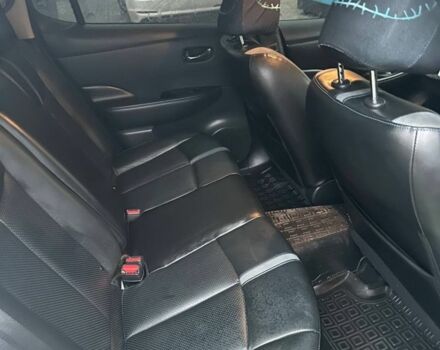 Білий Ніссан 110, об'ємом двигуна 0 л та пробігом 130 тис. км за 10000 $, фото 5 на Automoto.ua