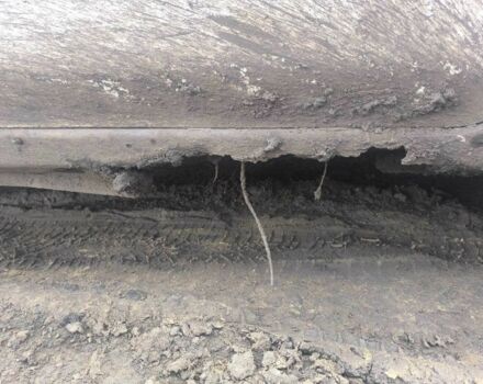 Белый Ниссан 110, объемом двигателя 3 л и пробегом 3 тыс. км за 2063 $, фото 7 на Automoto.ua