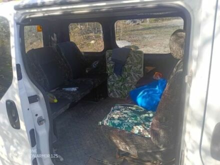 Белый Ниссан 110, объемом двигателя 1.9 л и пробегом 360 тыс. км за 5000 $, фото 1 на Automoto.ua