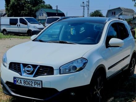 Ніссан 110 2010 у Києві на Automoto.ua Білий Ніссан 110, об'ємом двигуна 1.5 л та пробігом 155 тис. км за 10900 $, фото 1 на Automoto.ua