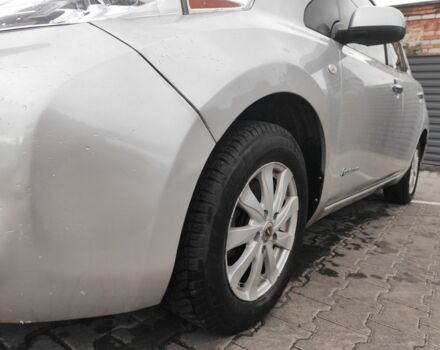 Серый Ниссан 110, объемом двигателя 0 л и пробегом 125 тыс. км за 4600 $, фото 4 на Automoto.ua