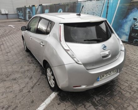 Серый Ниссан 110, объемом двигателя 0 л и пробегом 125 тыс. км за 4600 $, фото 1 на Automoto.ua