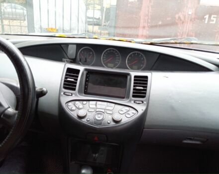 Сірий Ніссан 110, об'ємом двигуна 2 л та пробігом 2 тис. км за 2000 $, фото 3 на Automoto.ua