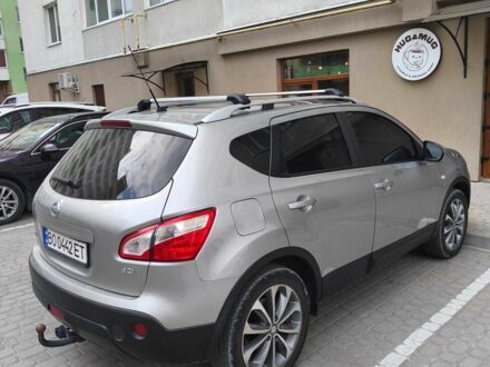 Серый Ниссан 110, объемом двигателя 1.5 л и пробегом 180 тыс. км за 11500 $, фото 1 на Automoto.ua