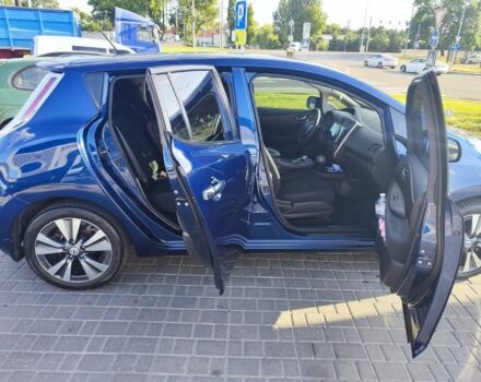 Белый Ниссан 350З, объемом двигателя 0 л и пробегом 190 тыс. км за 7200 $, фото 5 на Automoto.ua