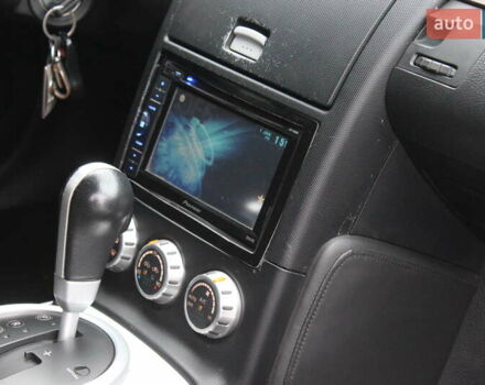 Білий Ніссан 350Z, об'ємом двигуна 3.5 л та пробігом 26 тис. км за 14999 $, фото 26 на Automoto.ua