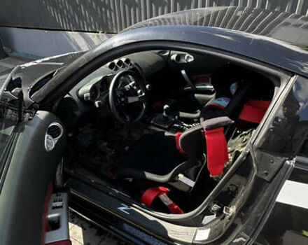 Черный Ниссан 350З, объемом двигателя 3.5 л и пробегом 157 тыс. км за 15900 $, фото 1 на Automoto.ua