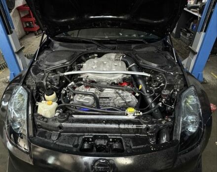 Черный Ниссан 350З, объемом двигателя 3.5 л и пробегом 158 тыс. км за 15000 $, фото 3 на Automoto.ua