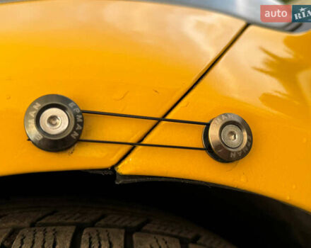 Желтый Ниссан 350З, объемом двигателя 3.5 л и пробегом 115 тыс. км за 12900 $, фото 17 на Automoto.ua