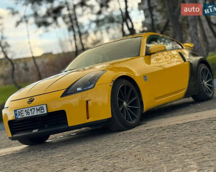 Желтый Ниссан 350З, объемом двигателя 3.5 л и пробегом 115 тыс. км за 12900 $, фото 7 на Automoto.ua