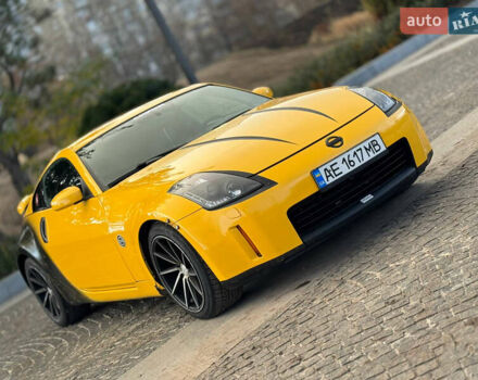 Желтый Ниссан 350З, объемом двигателя 3.5 л и пробегом 115 тыс. км за 12900 $, фото 16 на Automoto.ua