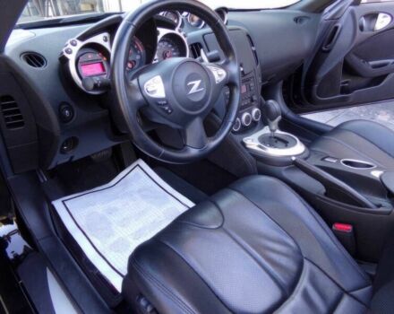 Черный Ниссан 370 З, объемом двигателя 3.7 л и пробегом 35 тыс. км за 12000 $, фото 6 на Automoto.ua