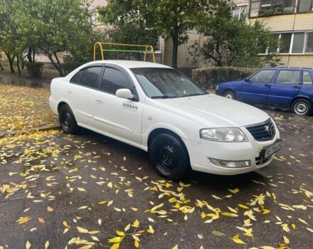 Белый Ниссан Альмера Классик, объемом двигателя 1.6 л и пробегом 300 тыс. км за 4800 $, фото 2 на Automoto.ua
