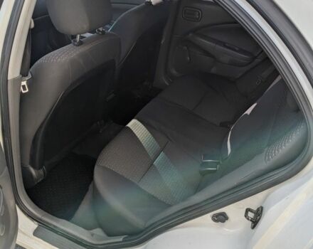 Белый Ниссан Альмера Классик, объемом двигателя 1.6 л и пробегом 220 тыс. км за 3800 $, фото 7 на Automoto.ua