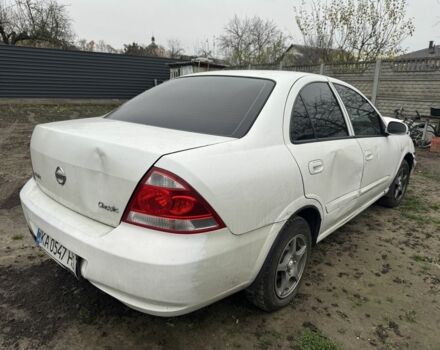Білий Ніссан Альмера Класік, об'ємом двигуна 1.6 л та пробігом 325 тис. км за 1650 $, фото 5 на Automoto.ua