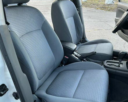 Білий Ніссан Альмера Класік, об'ємом двигуна 1.6 л та пробігом 95 тис. км за 7900 $, фото 23 на Automoto.ua