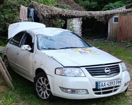 Білий Ніссан Альмера Класік, об'ємом двигуна 1.6 л та пробігом 200 тис. км за 1000 $, фото 1 на Automoto.ua