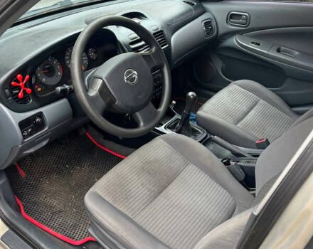 Бежевий Ніссан Альмера Класік, об'ємом двигуна 1.6 л та пробігом 238 тис. км за 3300 $, фото 4 на Automoto.ua