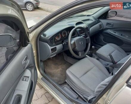Бежевий Ніссан Альмера Класік, об'ємом двигуна 1.6 л та пробігом 158 тис. км за 3999 $, фото 8 на Automoto.ua