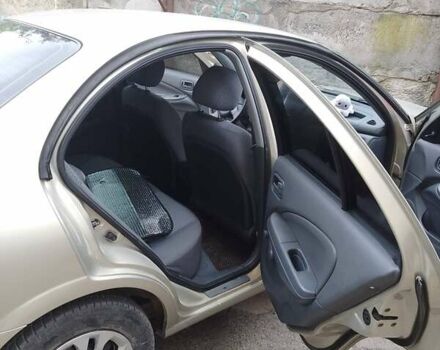 Бежевий Ніссан Альмера Класік, об'ємом двигуна 1.6 л та пробігом 128 тис. км за 5500 $, фото 14 на Automoto.ua