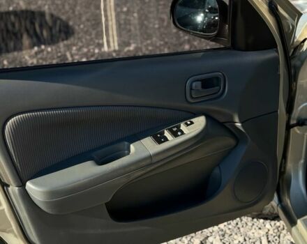 Бежевый Ниссан Альмера Классик, объемом двигателя 1.6 л и пробегом 219 тыс. км за 4700 $, фото 6 на Automoto.ua