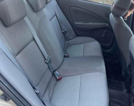 Бежевый Ниссан Альмера Классик, объемом двигателя 1.6 л и пробегом 315 тыс. км за 4700 $, фото 3 на Automoto.ua