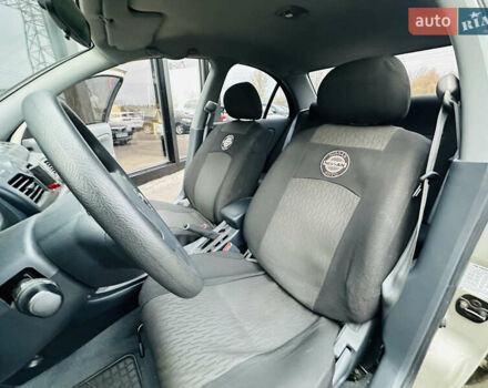 Бежевий Ніссан Альмера Класік, об'ємом двигуна 1.6 л та пробігом 61 тис. км за 6499 $, фото 32 на Automoto.ua