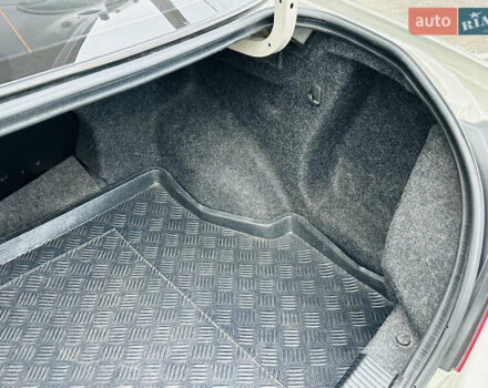 Бежевий Ніссан Альмера Класік, об'ємом двигуна 1.6 л та пробігом 61 тис. км за 6499 $, фото 40 на Automoto.ua