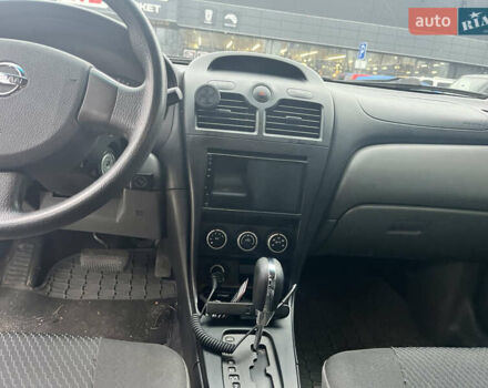 Бежевий Ніссан Альмера Класік, об'ємом двигуна 1.6 л та пробігом 178 тис. км за 5450 $, фото 3 на Automoto.ua