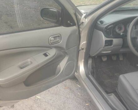 Бежевый Ниссан Альмера Классик, объемом двигателя 1.6 л и пробегом 182 тыс. км за 4000 $, фото 11 на Automoto.ua