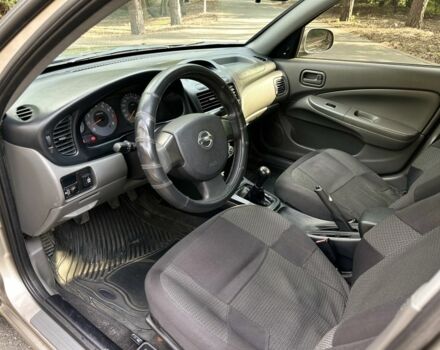 Бежевый Ниссан Альмера Классик, объемом двигателя 1.6 л и пробегом 245 тыс. км за 3600 $, фото 10 на Automoto.ua